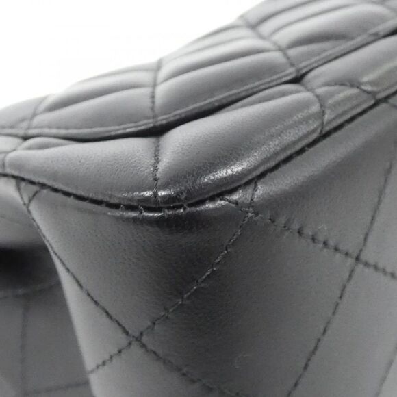 Chanel 35200 Shoulder Bag - Picture 3 of 7